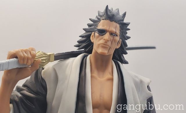 BLEACH SOLID AND SOULS-更木剣八-フィギュア開封レビュー | トミカ 