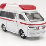 トミカ No.79 トヨタ ハイメディック救急車 レビュー