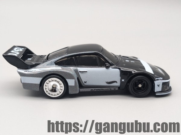ホットウィール ブールバード ポルシェ 935 レビュー10