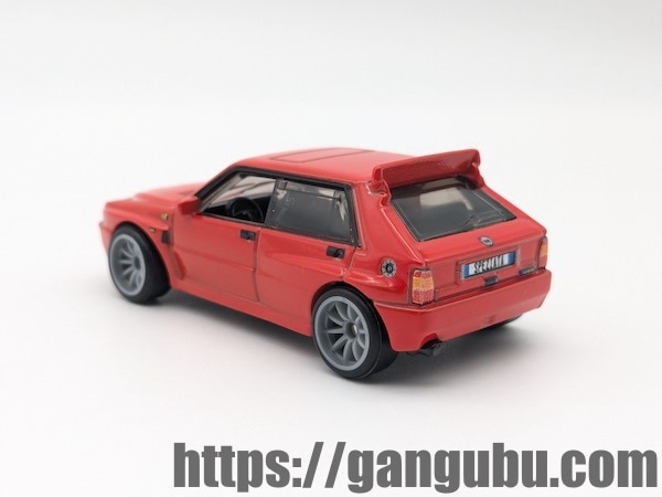 ホットウィール ブールバード ランチア デルタ インテグラーレ レビュー5