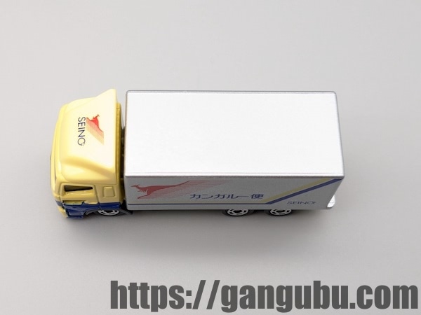 トミカ No.106 西濃運輸 カンガルー便トラック レビュー11