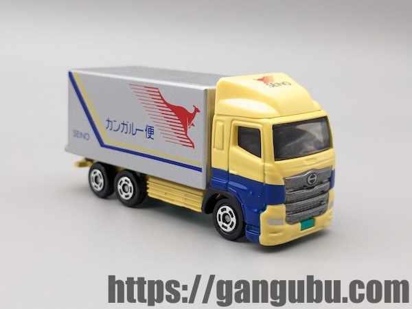 トミカ No.106 西濃運輸 カンガルー便トラック レビュー2