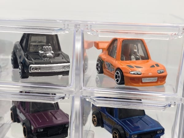 引き出し付きミニカーケース