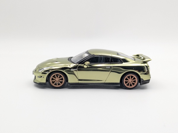 1/64 LV-N NISSAN GT-R Premium Edition T-spec 2024 model TLV出荷累計1000万台記念品