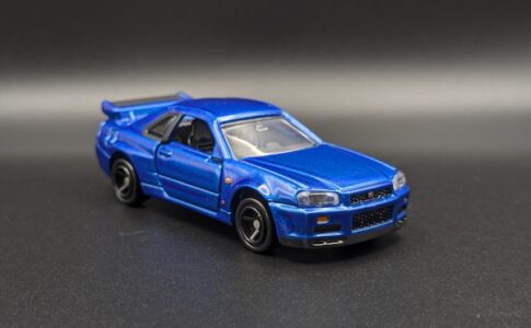 トミカREBORN 日産 スカイライン GT-R(R34)