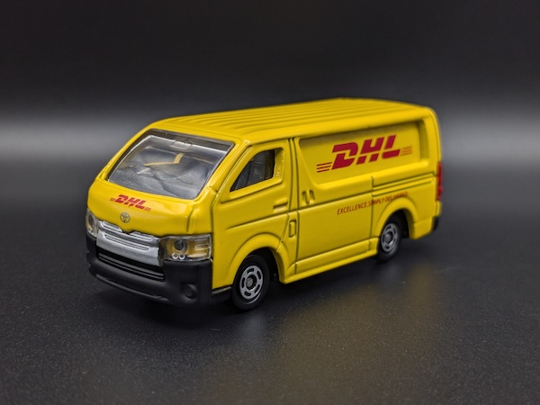 【レビュー動画投稿】トミカ No.102 DHL 配送車 鮮やかなイエローが映える国際物流の主役