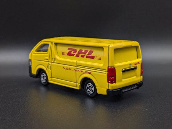 トミカ No.102 DHL 配送車