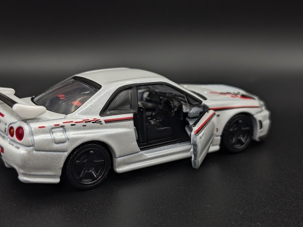 トミカプレミアム大全2 NISMO R34 GT-R Z-tune