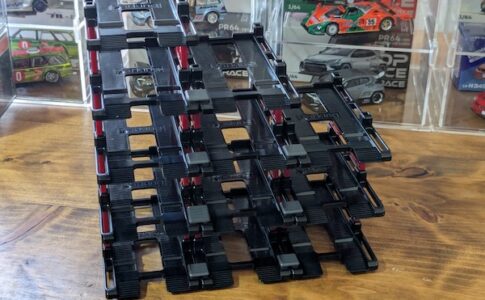 省スペースを実現！1/64ミニカー用立体駐車場ラックをレビュー