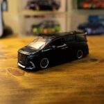 MINI GT 1/64 Toyota アルファード 40 KUHL ブラック(右ハンドル)