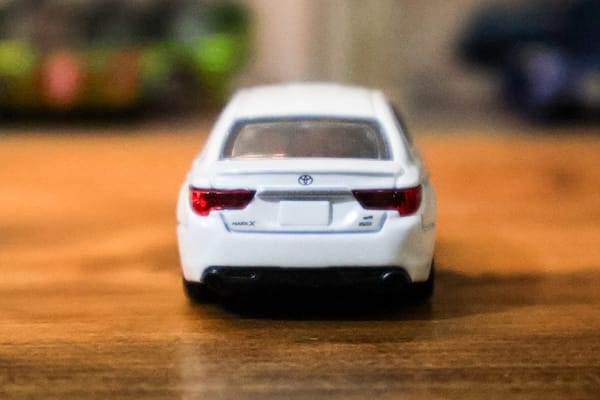 トミカプレミアム 24 トヨタ マークX 覆面パトロールカー