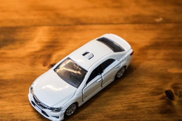 トミカプレミアム 24 トヨタ マークX 覆面パトロールカー