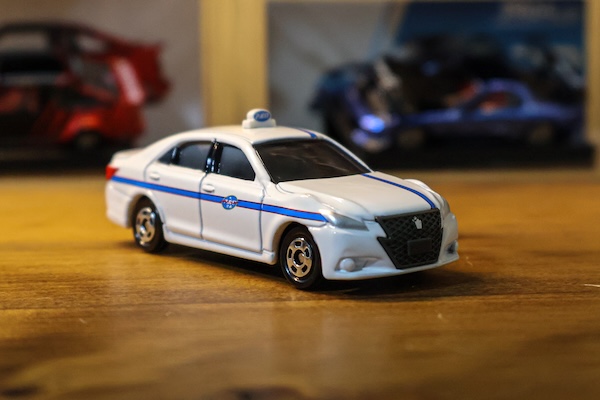 踊る大捜査線 N.E.W. トミカ
アポロタクシー トヨタ クラウン アスリート