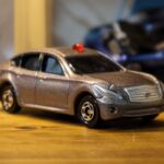 踊る大捜査線 N.E.W. トミカ 覆面パトロールカー 日産 フーガ