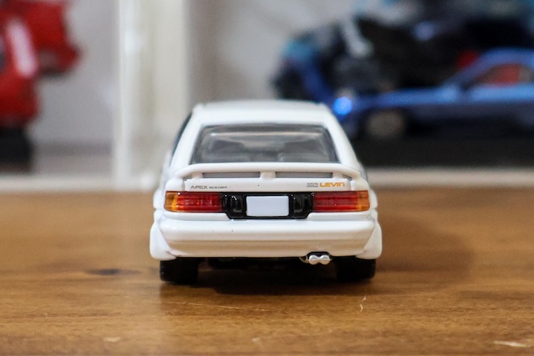 トミカプレミアム 13 トヨタ カローラ レビン（AE92）