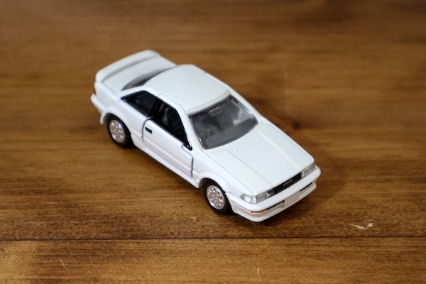 トミカプレミアム 13 トヨタ カローラ レビン（AE92）