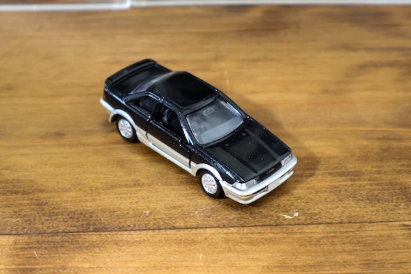 トミカプレミアム 13 トヨタ カローラ レビン（AE92）