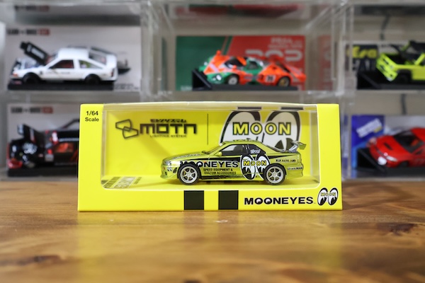 キャンディーライムゴールドカラー！1/64 [MOTN] 日産 スカイライン GT-R(R34) ムーンアイズ 開封レビュー